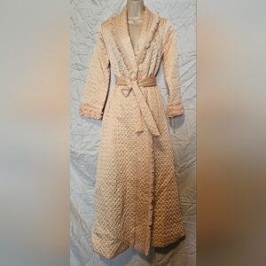 Christian Dior Vintage Elegant Quilted Robe